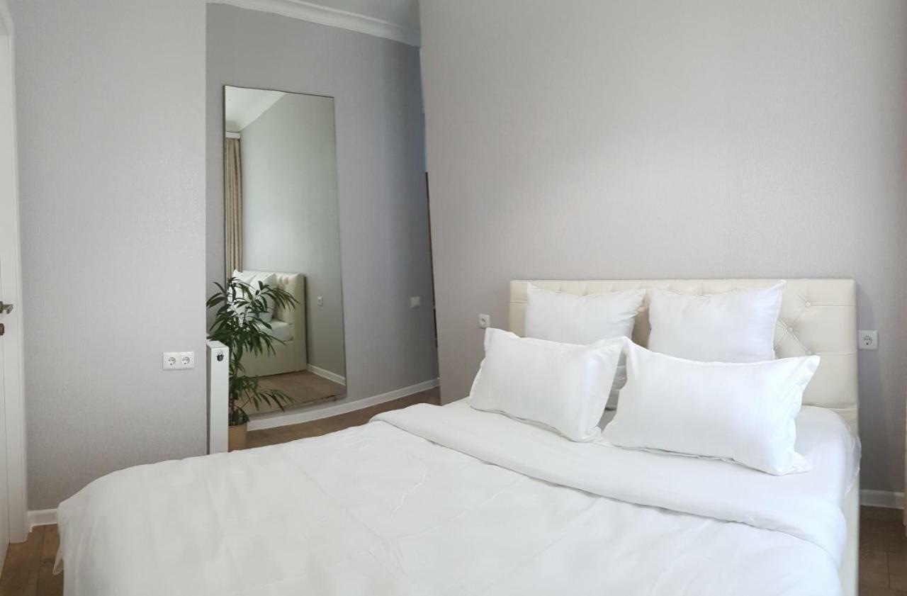 Apartament Mtatsminda Tbilisi Zewnętrze zdjęcie